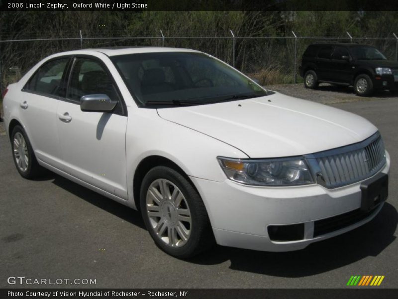 Oxford White / Light Stone 2006 Lincoln Zephyr