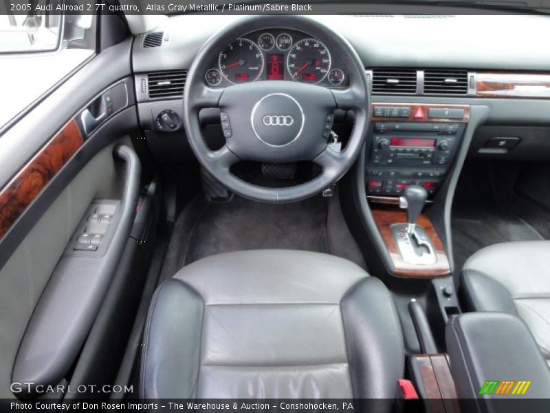 Dashboard of 2005 Allroad 2.7T quattro