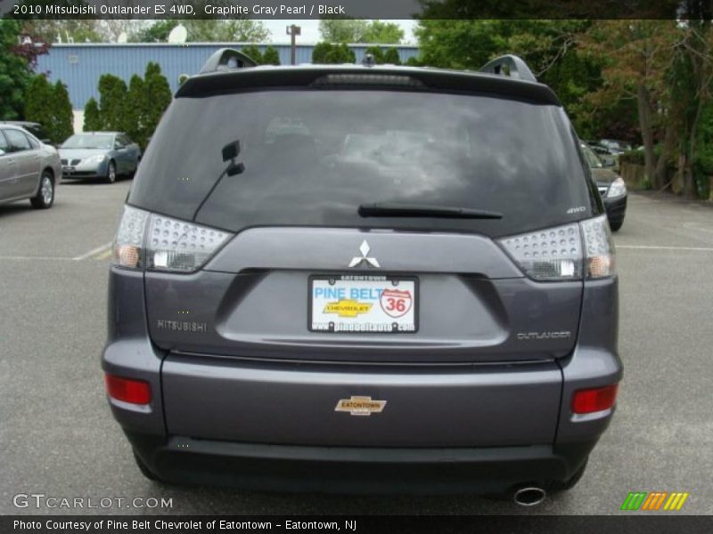 Graphite Gray Pearl / Black 2010 Mitsubishi Outlander ES 4WD