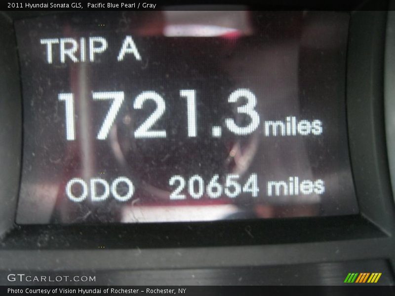 Pacific Blue Pearl / Gray 2011 Hyundai Sonata GLS