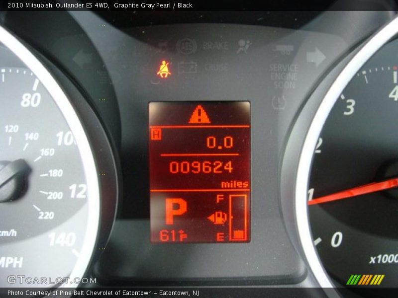 Graphite Gray Pearl / Black 2010 Mitsubishi Outlander ES 4WD