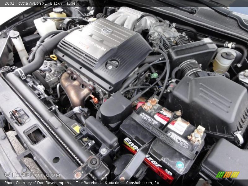 Black / Taupe 2002 Toyota Avalon XL