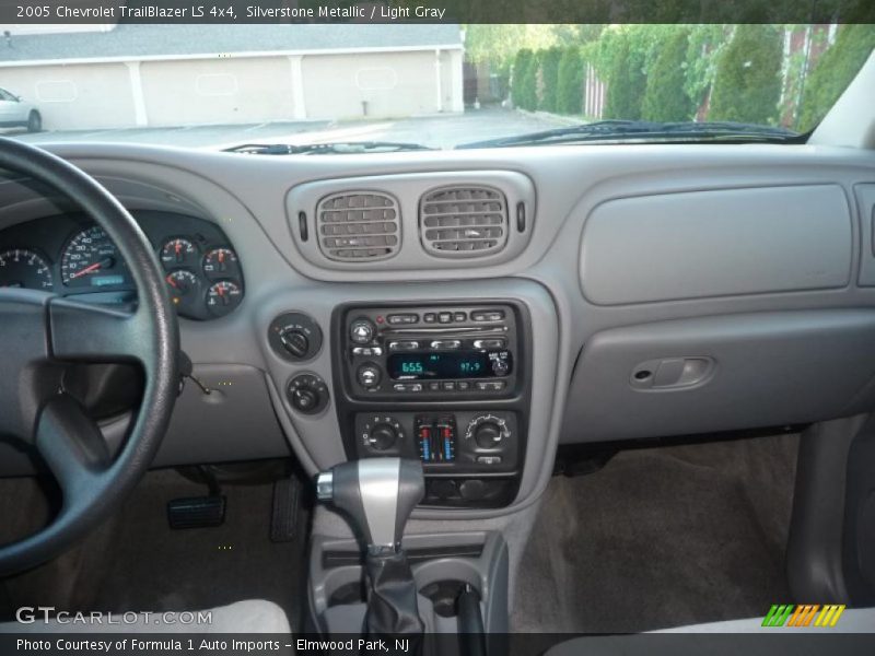 Silverstone Metallic / Light Gray 2005 Chevrolet TrailBlazer LS 4x4