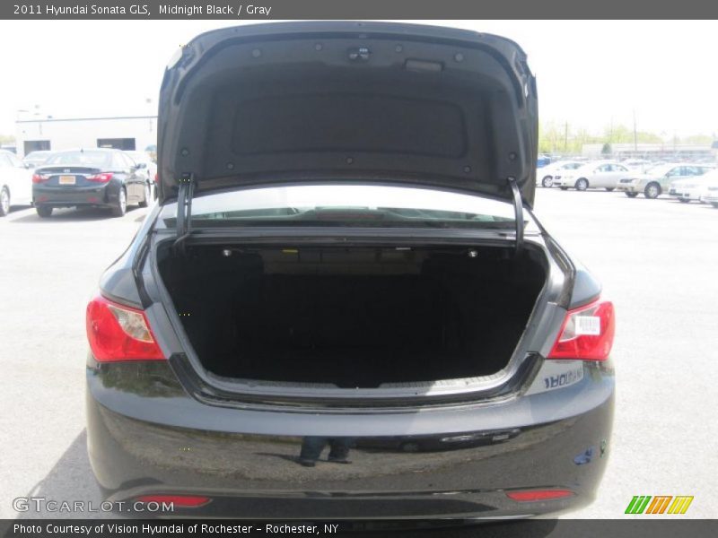 Midnight Black / Gray 2011 Hyundai Sonata GLS