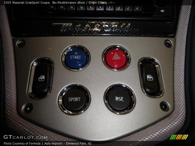 Blu Mediterraneo (Blue) / Grigio Chiaro 2005 Maserati GranSport Coupe