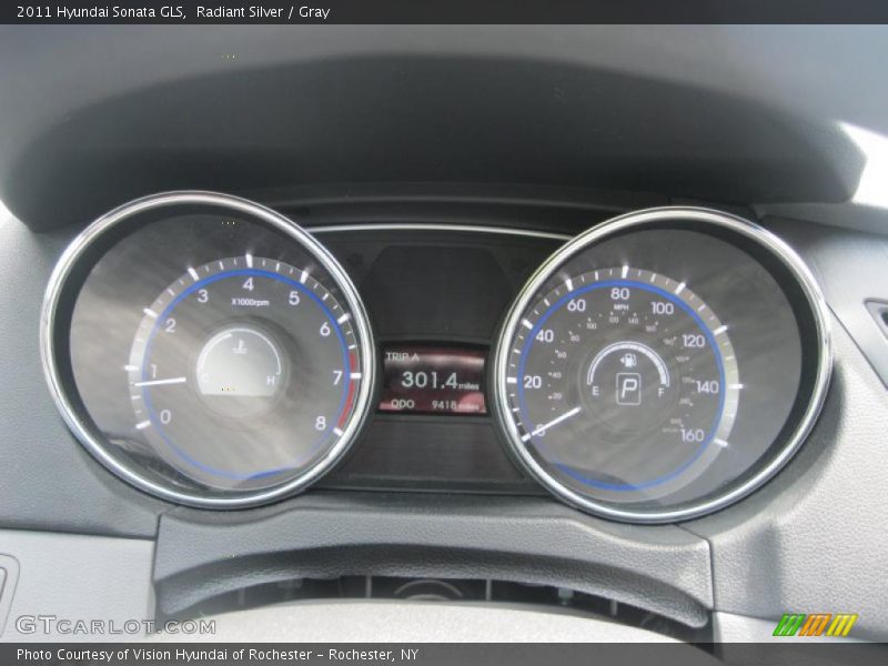 Radiant Silver / Gray 2011 Hyundai Sonata GLS