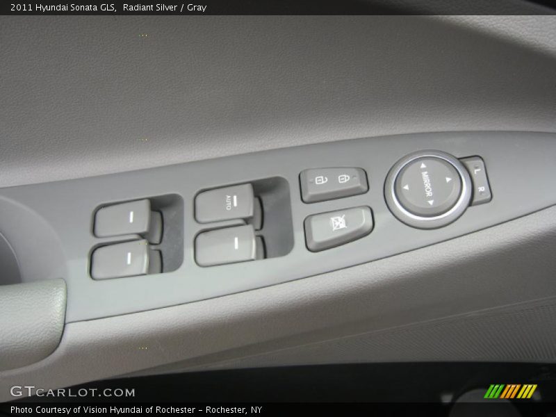 Radiant Silver / Gray 2011 Hyundai Sonata GLS