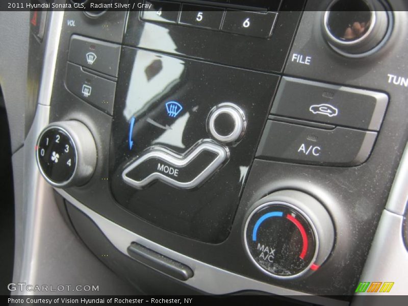 Radiant Silver / Gray 2011 Hyundai Sonata GLS