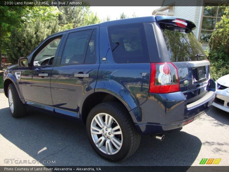 Bali Blue / Almond 2010 Land Rover LR2 HSE