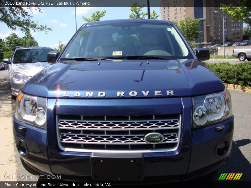 Bali Blue / Almond 2010 Land Rover LR2 HSE