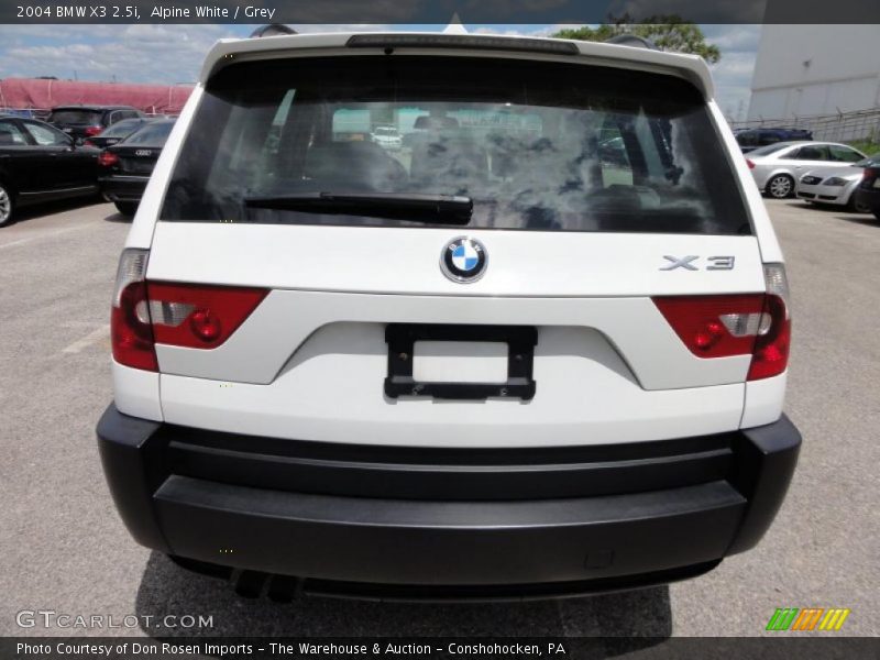 Alpine White / Grey 2004 BMW X3 2.5i