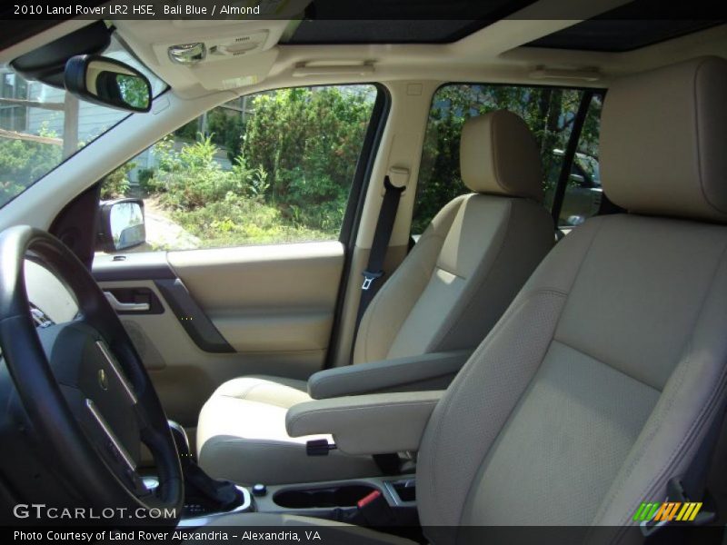 Bali Blue / Almond 2010 Land Rover LR2 HSE