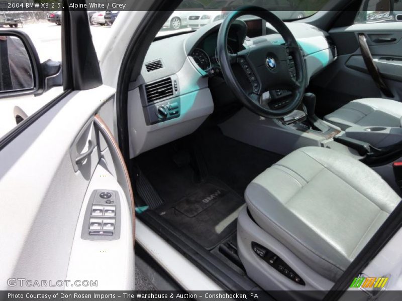 Alpine White / Grey 2004 BMW X3 2.5i