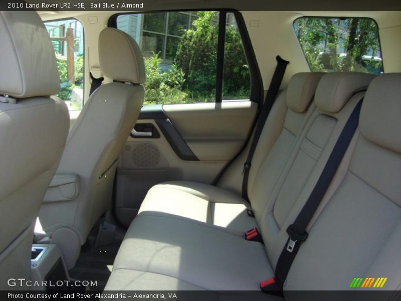Bali Blue / Almond 2010 Land Rover LR2 HSE