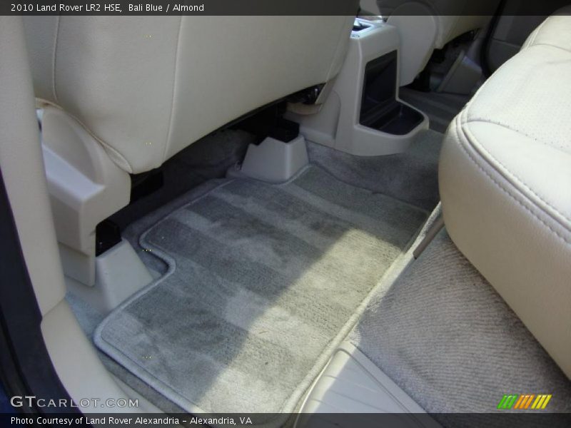 Bali Blue / Almond 2010 Land Rover LR2 HSE