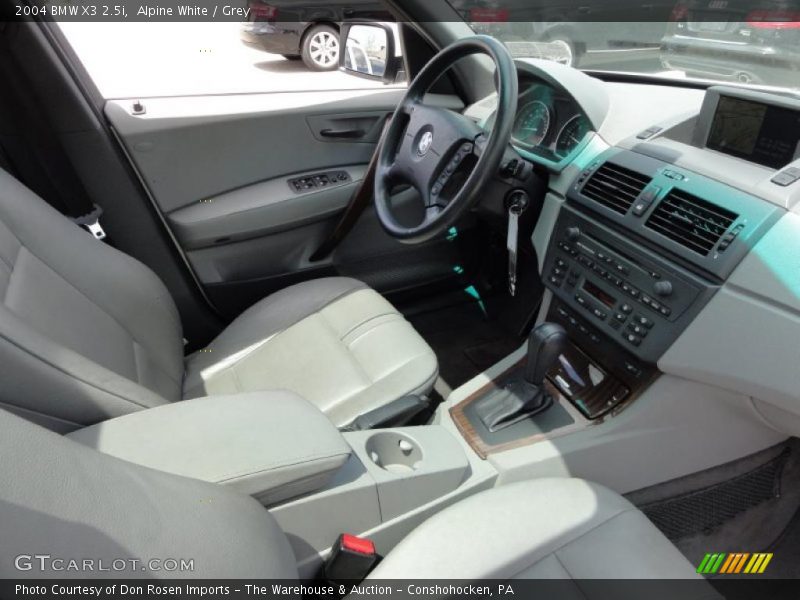 Alpine White / Grey 2004 BMW X3 2.5i