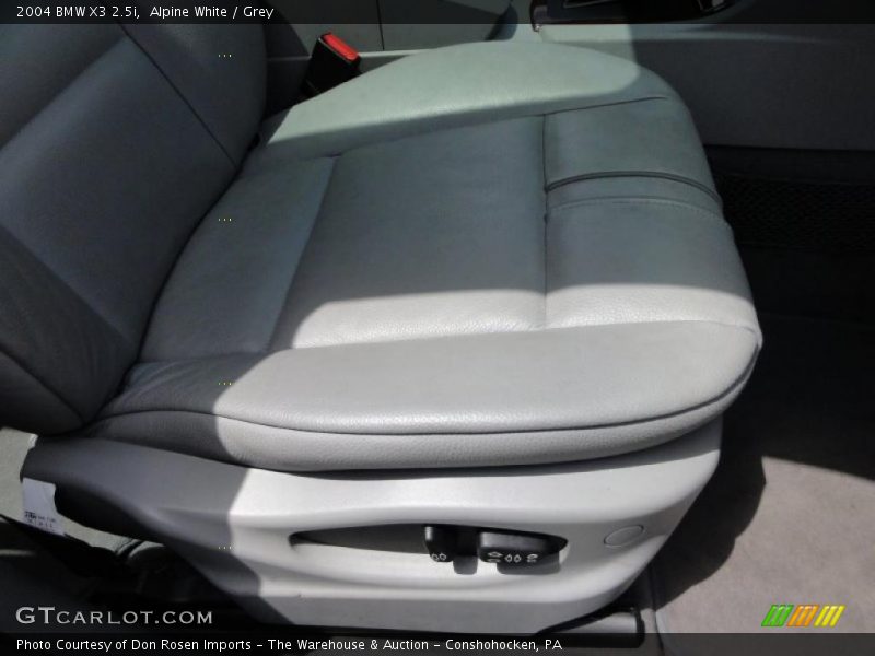 Alpine White / Grey 2004 BMW X3 2.5i