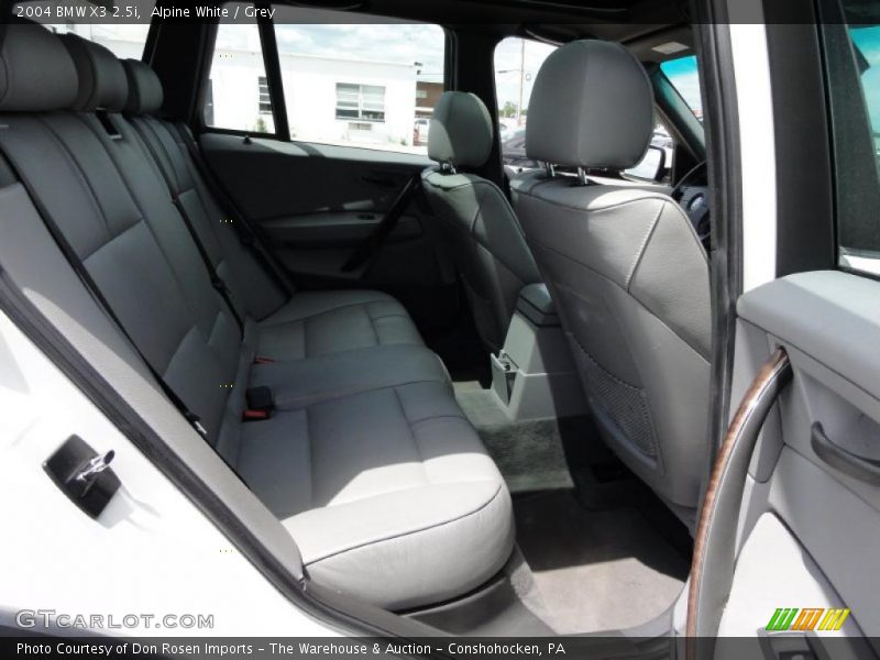 Alpine White / Grey 2004 BMW X3 2.5i