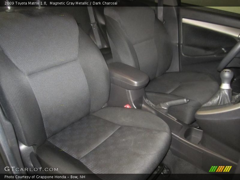 Magnetic Gray Metallic / Dark Charcoal 2009 Toyota Matrix 1.8