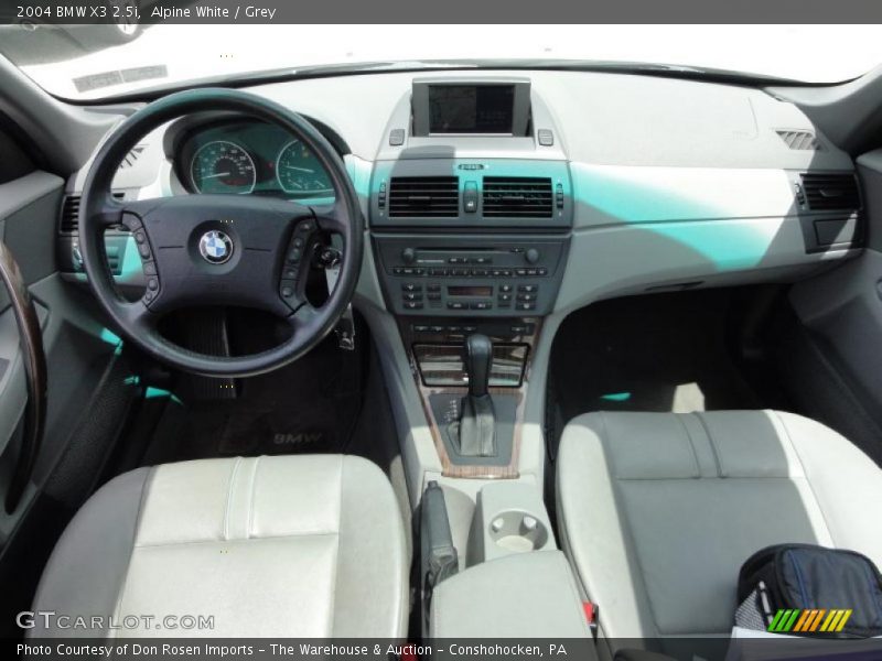 Alpine White / Grey 2004 BMW X3 2.5i