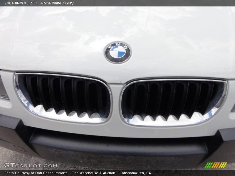 Alpine White / Grey 2004 BMW X3 2.5i