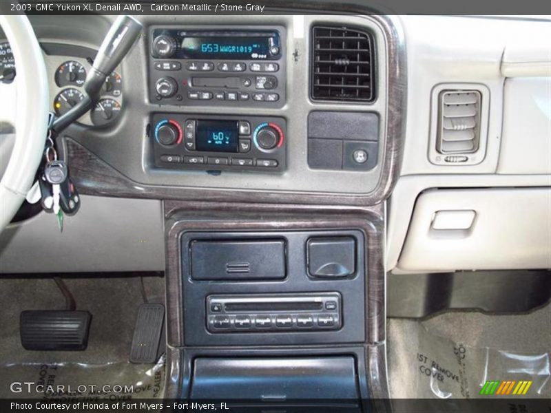 Carbon Metallic / Stone Gray 2003 GMC Yukon XL Denali AWD