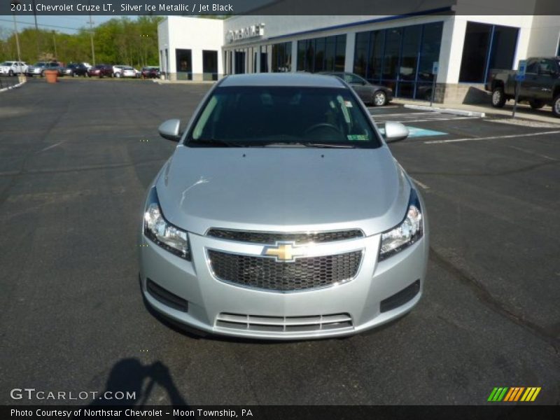 Silver Ice Metallic / Jet Black 2011 Chevrolet Cruze LT