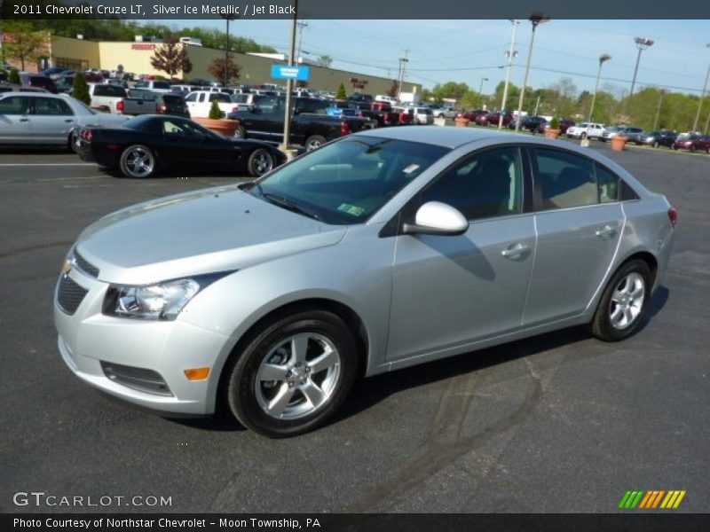 Silver Ice Metallic / Jet Black 2011 Chevrolet Cruze LT