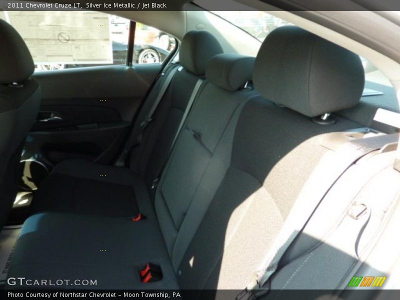 Silver Ice Metallic / Jet Black 2011 Chevrolet Cruze LT