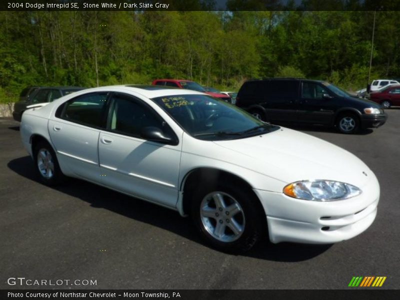 Stone White / Dark Slate Gray 2004 Dodge Intrepid SE