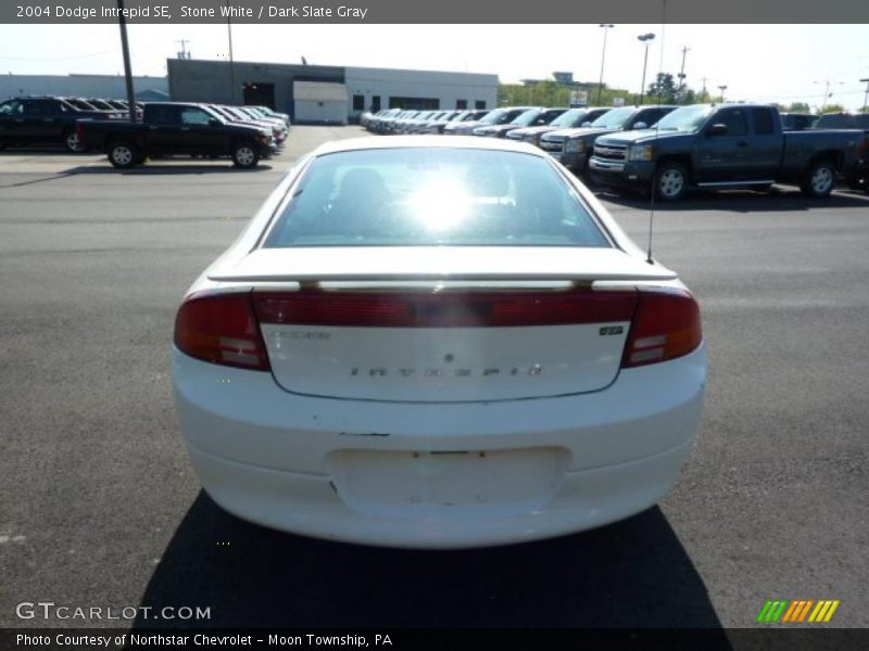 Stone White / Dark Slate Gray 2004 Dodge Intrepid SE