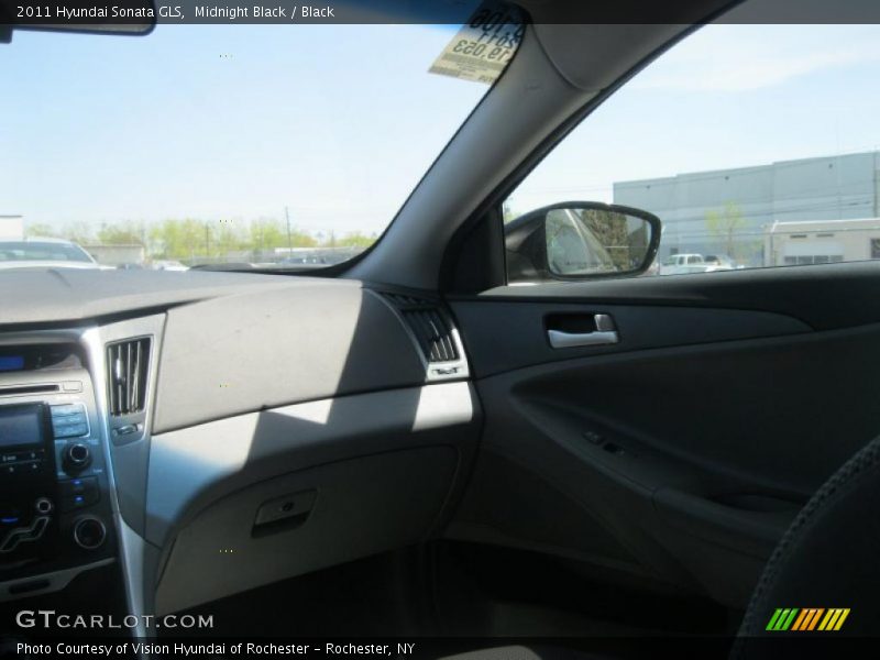 Midnight Black / Black 2011 Hyundai Sonata GLS