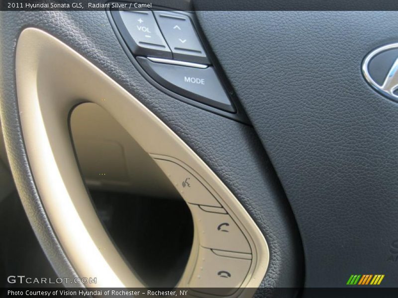 Radiant Silver / Camel 2011 Hyundai Sonata GLS