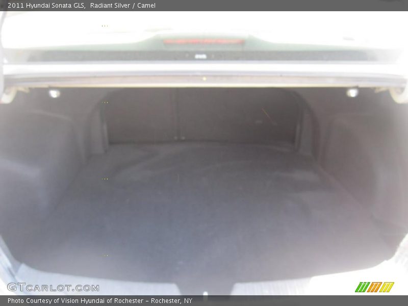 Radiant Silver / Camel 2011 Hyundai Sonata GLS