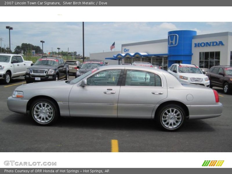 Silver Birch Metallic / Dove 2007 Lincoln Town Car Signature