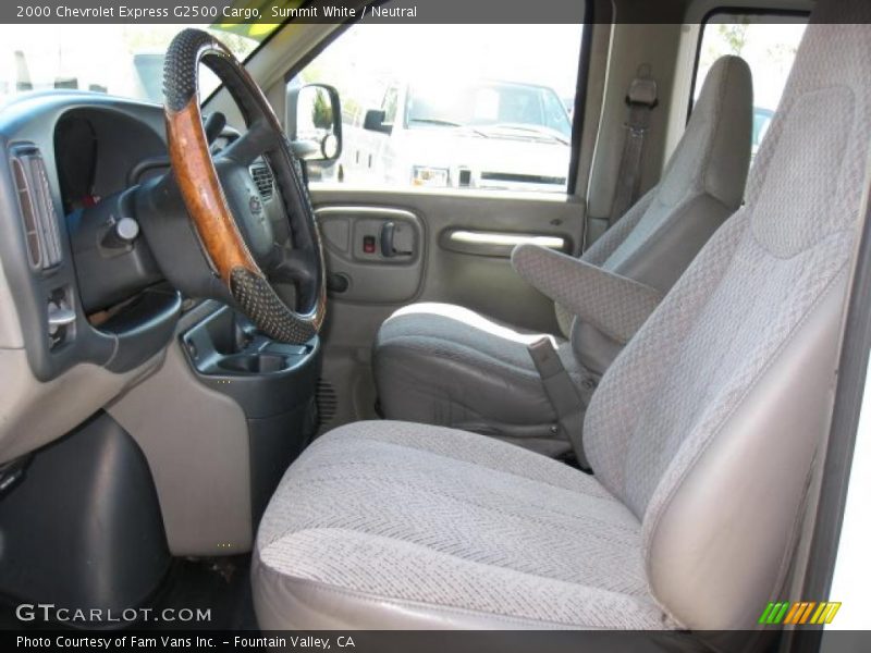 Summit White / Neutral 2000 Chevrolet Express G2500 Cargo