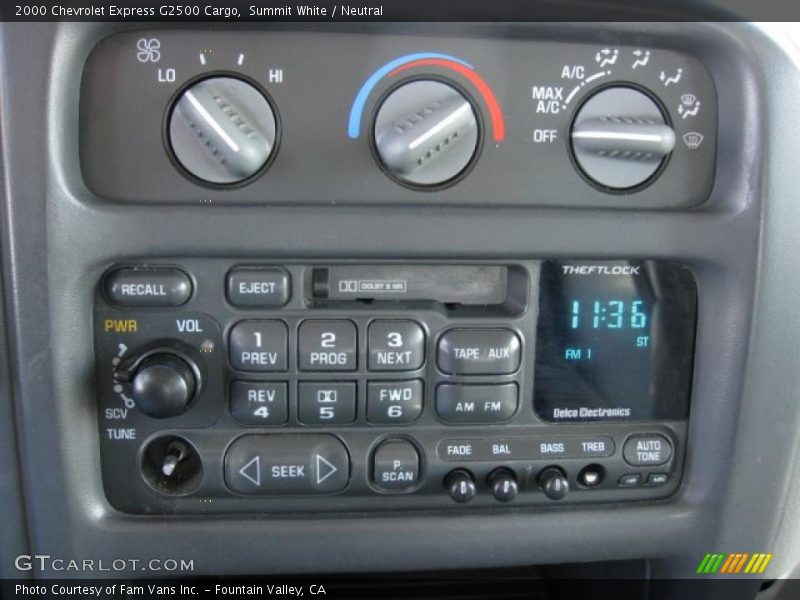 Summit White / Neutral 2000 Chevrolet Express G2500 Cargo