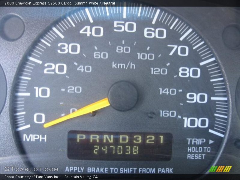 Summit White / Neutral 2000 Chevrolet Express G2500 Cargo