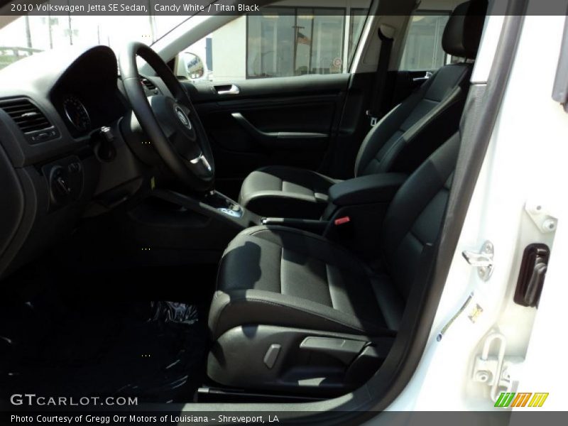 Candy White / Titan Black 2010 Volkswagen Jetta SE Sedan