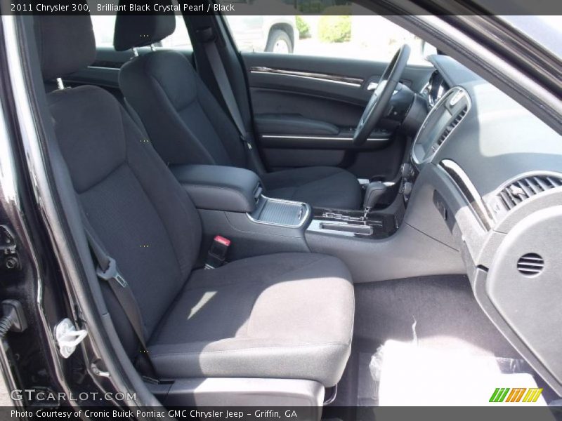 Brilliant Black Crystal Pearl / Black 2011 Chrysler 300