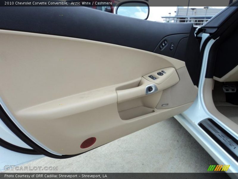 Door Panel of 2010 Corvette Convertible