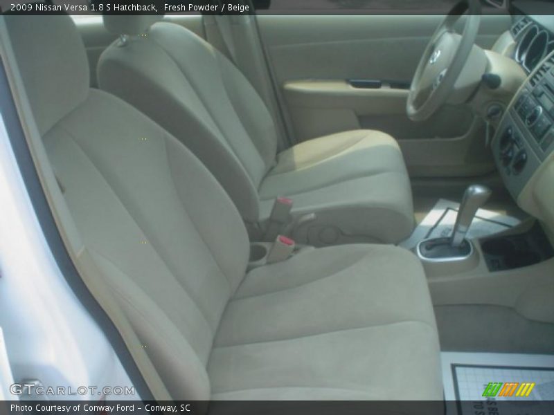 Fresh Powder / Beige 2009 Nissan Versa 1.8 S Hatchback
