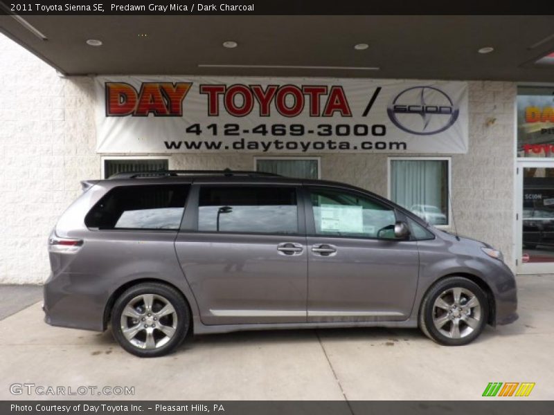Predawn Gray Mica / Dark Charcoal 2011 Toyota Sienna SE