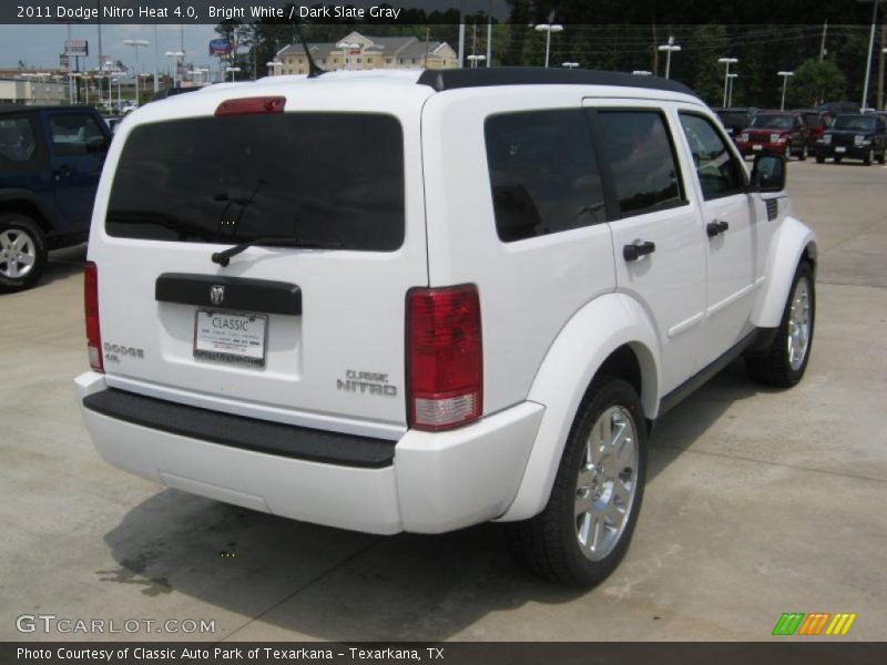 Bright White / Dark Slate Gray 2011 Dodge Nitro Heat 4.0