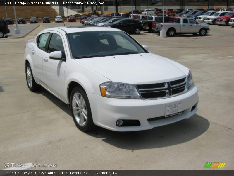 Bright White / Black/Red 2011 Dodge Avenger Mainstreet
