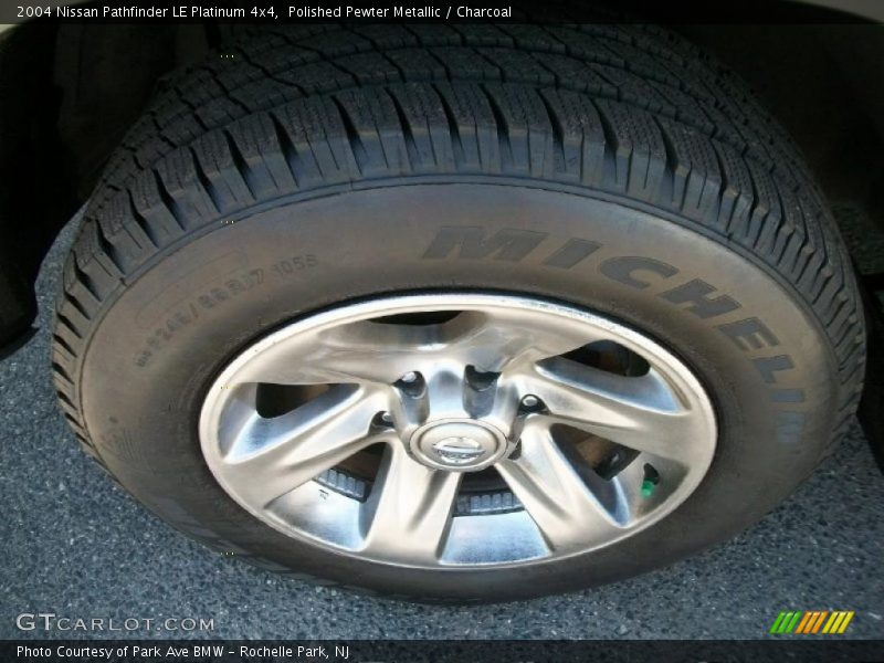 Polished Pewter Metallic / Charcoal 2004 Nissan Pathfinder LE Platinum 4x4