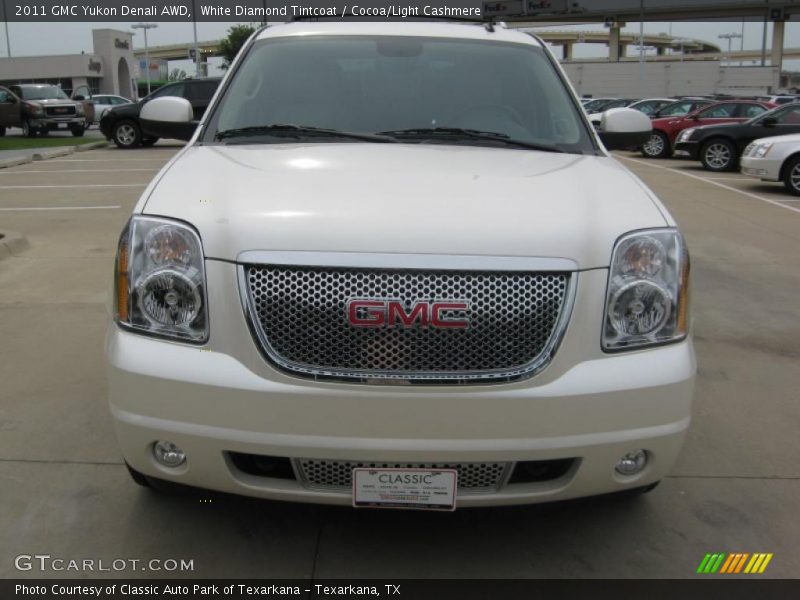 White Diamond Tintcoat / Cocoa/Light Cashmere 2011 GMC Yukon Denali AWD