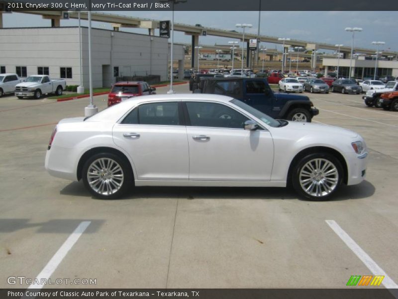  2011 300 C Hemi Ivory Tri-Coat Pearl
