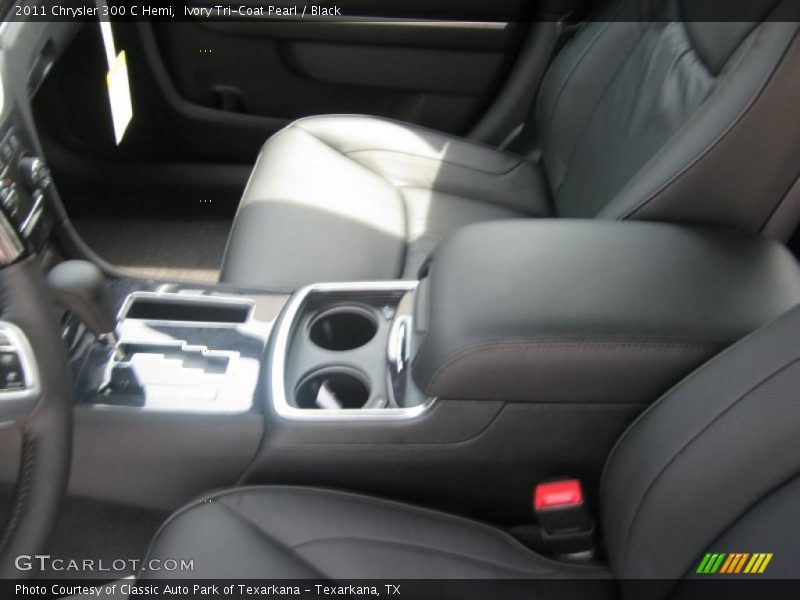 Ivory Tri-Coat Pearl / Black 2011 Chrysler 300 C Hemi