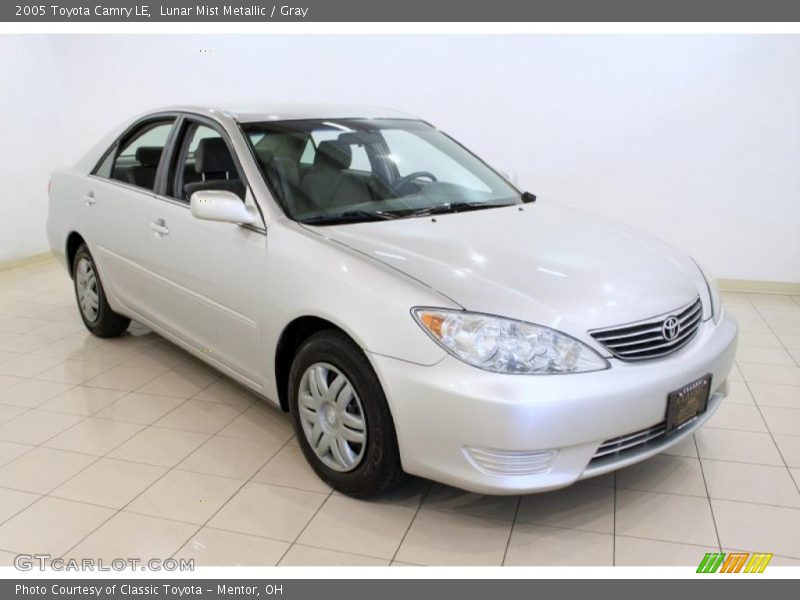 Lunar Mist Metallic / Gray 2005 Toyota Camry LE